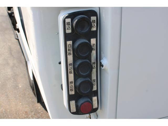 いすゞエルフパッカー車（塵芥車）小型（2t・3t）[写真30]