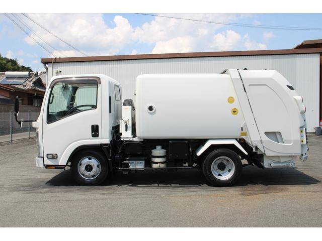いすゞエルフパッカー車（塵芥車）小型（2t・3t）[写真07]