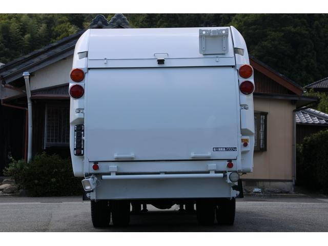 いすゞエルフパッカー車（塵芥車）小型（2t・3t）[写真08]