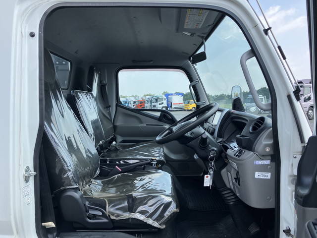 三菱ふそうキャンターセルフローダー小型（2t・3t）[写真31]