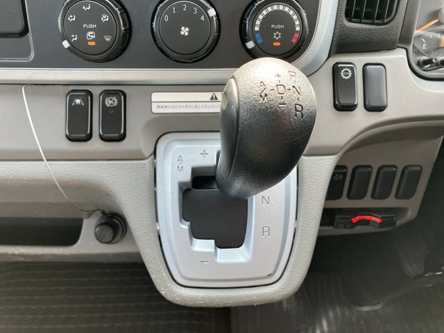 三菱ふそうキャンターセルフローダー小型（2t・3t）[写真37]