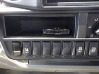 トヨタトヨエース平ボディ小型（2t・3t）[写真12]