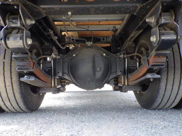 トヨタトヨエース平ボディ小型（2t・3t）[写真36]