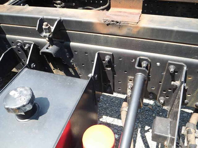 いすゞエルフセーフティローダー小型（2t・3t）[写真26]