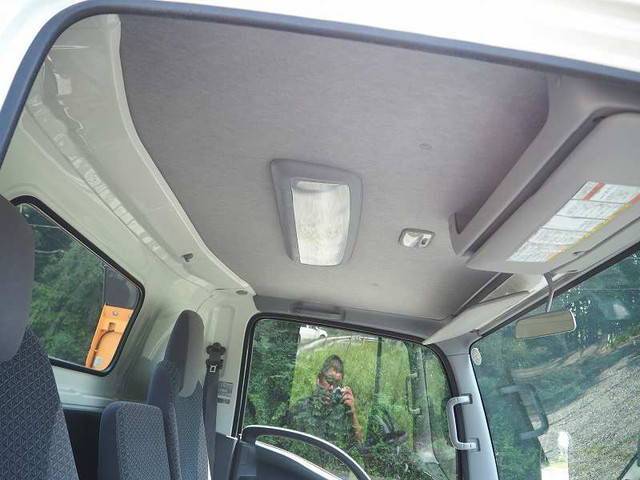 いすゞエルフセーフティローダー小型（2t・3t）[写真34]