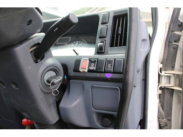 いすゞエルフダンプ小型（2t・3t）[写真32]