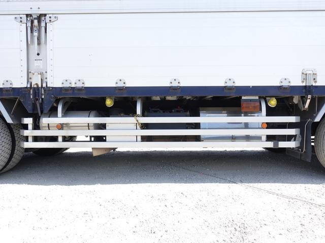 三菱ふそうスーパーグレートアルミウイング大型（10t）[写真16]