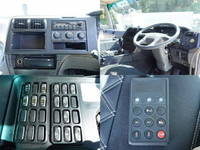 三菱ふそうスーパーグレートアルミウイング大型（10t）[写真21]