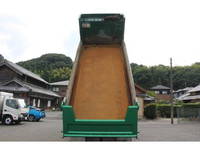 いすゞギガダンプ大型（10t）[写真11]