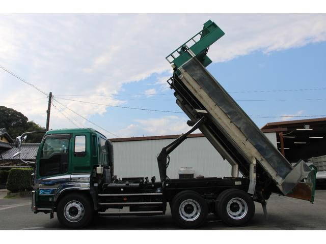 いすゞギガダンプ大型（10t）[写真11]