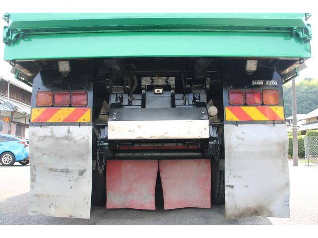 いすゞギガダンプ大型（10t）[写真16]