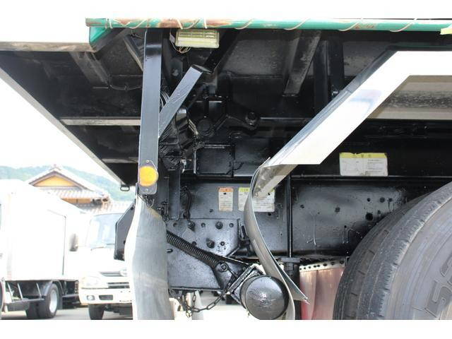 いすゞギガダンプ大型（10t）[写真18]