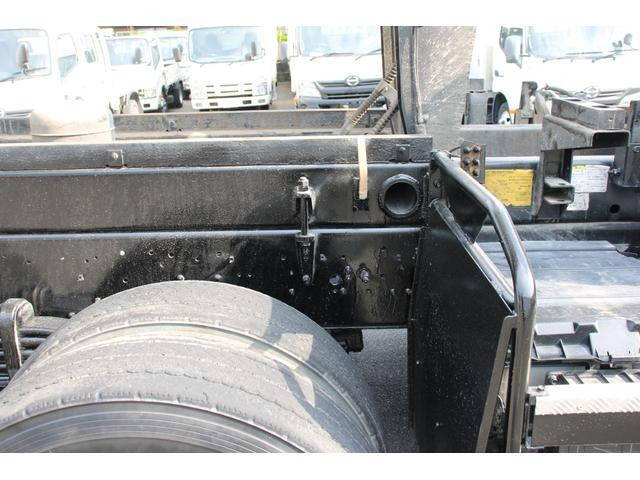 いすゞギガダンプ大型（10t）[写真20]