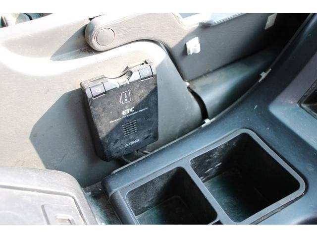 いすゞギガダンプ大型（10t）[写真33]