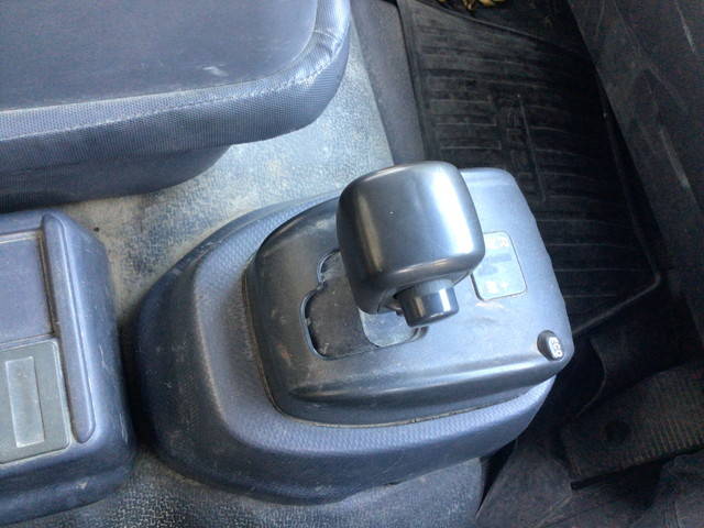 いすゞフォワードダンプ中型（4t）[写真17]