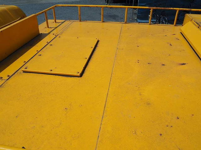 三菱ふそうキャンター高圧洗浄車小型（2t・3t）[写真11]