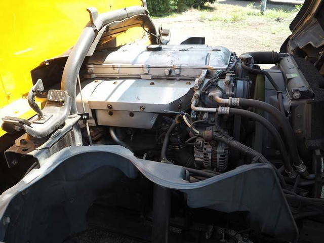 三菱ふそうキャンター高圧洗浄車小型（2t・3t）[写真13]