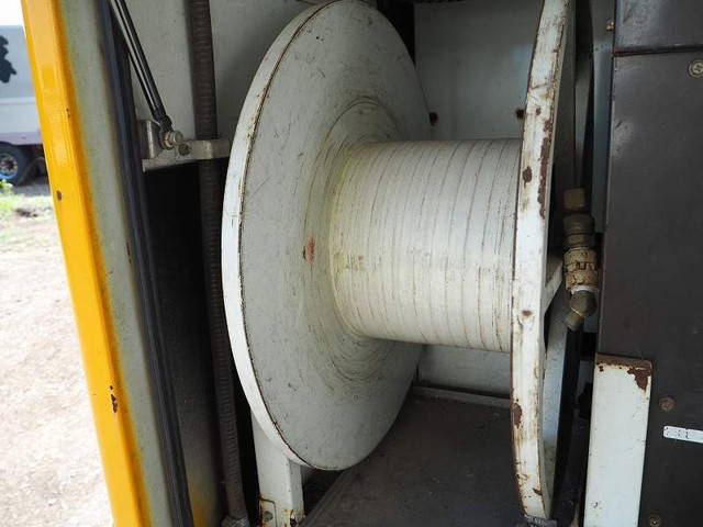 三菱ふそうキャンター高圧洗浄車小型（2t・3t）[写真22]