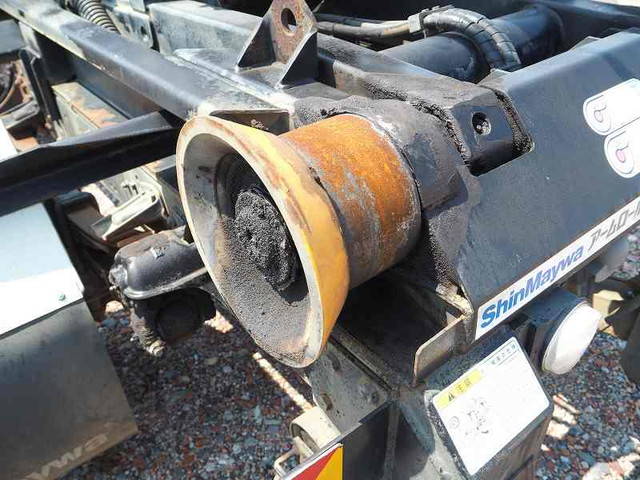 三菱ふそうファイターコンテナ専用車中型（4t）[写真11]