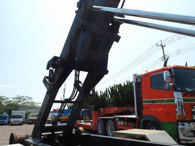 三菱ふそうファイターコンテナ専用車中型（4t）[写真19]