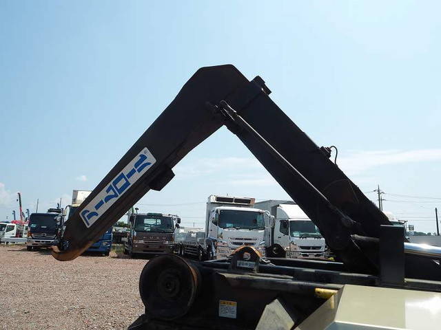 三菱ふそうファイターコンテナ専用車中型（4t）[写真09]