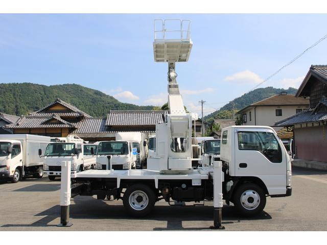 いすゞエルフ高所作業車小型（2t・3t）[写真06]