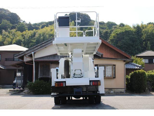 いすゞエルフ高所作業車小型（2t・3t）[写真08]