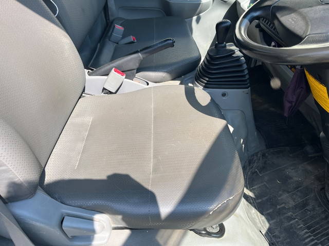 日野デュトロダンプ小型（2t・3t）[写真28]