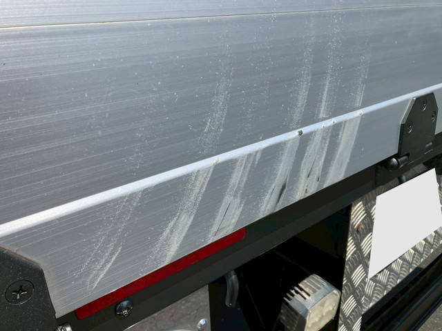 三菱ふそうキャンタークレーン4段小型（2t・3t）[写真24]