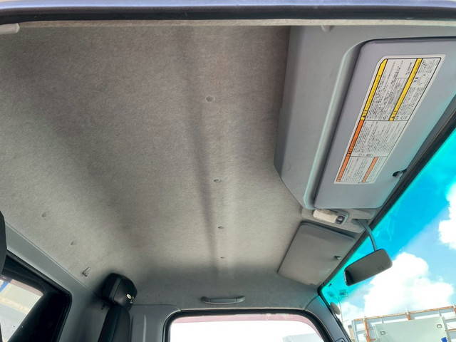 三菱ふそうキャンタークレーン4段小型（2t・3t）[写真30]