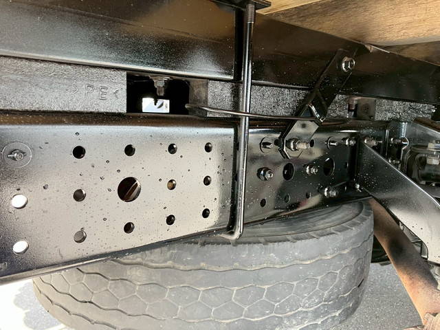 三菱ふそうキャンタークレーン4段小型（2t・3t）[写真34]