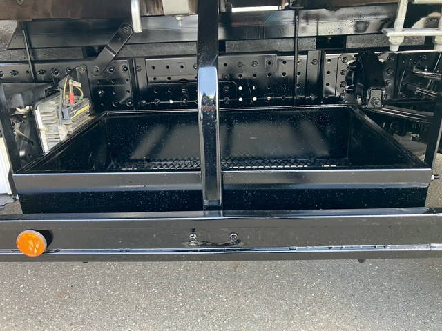 三菱ふそうキャンタークレーン4段小型（2t・3t）[写真35]