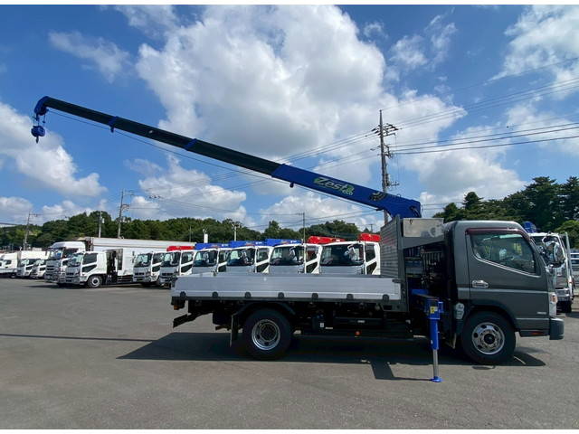 三菱ふそうキャンタークレーン4段小型（2t・3t）[写真08]