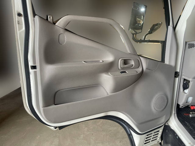 トヨタダイナ平ボディ小型（2t・3t）[写真15]