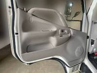 トヨタダイナ平ボディ小型（2t・3t）[写真16]