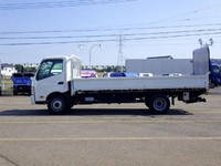 日野デュトロ平ボディ小型（2t・3t）[写真05]