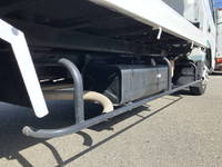 三菱ふそうキャンターセーフティローダー小型（2t・3t）[写真18]