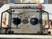 いすゞエルフ高所作業車小型（2t・3t）[写真19]