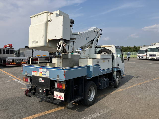 いすゞエルフ高所作業車小型（2t・3t）[写真02]