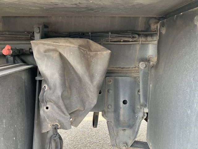 いすゞエルフ高所作業車小型（2t・3t）[写真25]