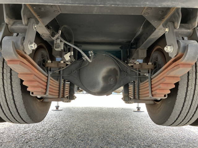 いすゞエルフ高所作業車小型（2t・3t）[写真26]