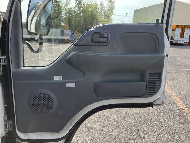 いすゞエルフ高所作業車小型（2t・3t）[写真30]