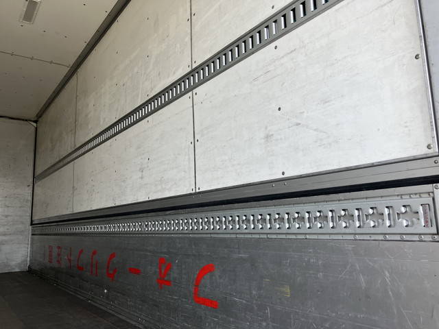 UDトラックスコンドルアルミウイング中型（4t）[写真17]