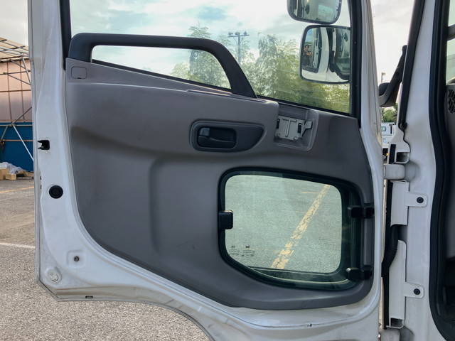 UDトラックスコンドルアルミウイング中型（4t）[写真29]