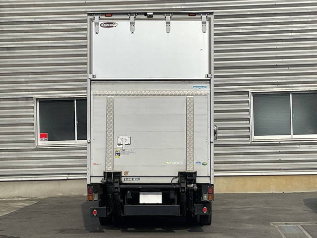 いすゞエルフアルミバン小型（2t・3t）TRG-NLR85AN [写真01]