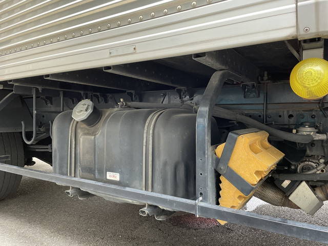 いすゞエルフアルミバン小型（2t・3t）[写真19]