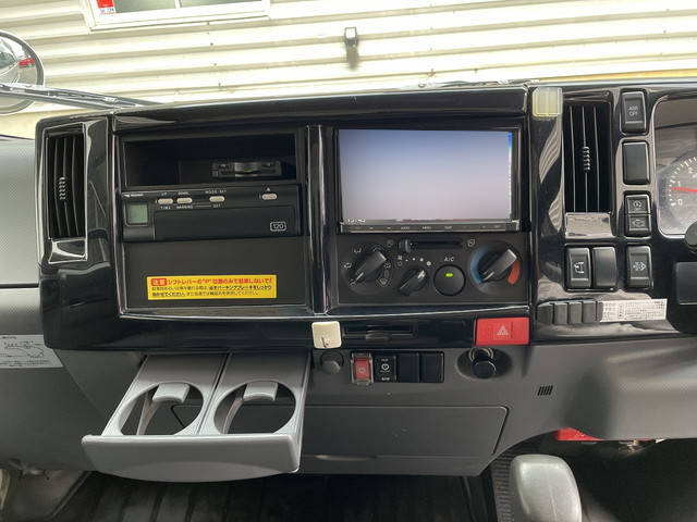 いすゞエルフアルミバン小型（2t・3t）[写真23]