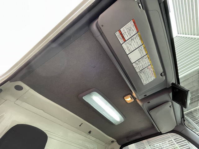 いすゞエルフアルミバン小型（2t・3t）[写真25]