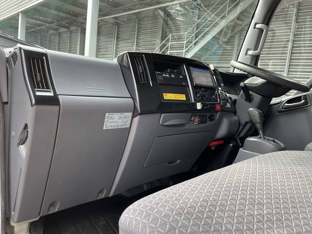 いすゞエルフアルミバン小型（2t・3t）[写真26]