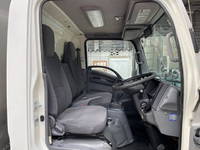 いすゞエルフアルミバン小型（2t・3t）[写真30]